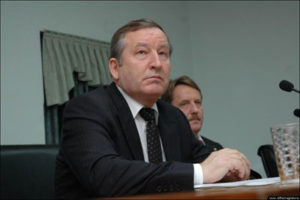 Губернатор Алтайского края опасается нашествия "политических гадюк"