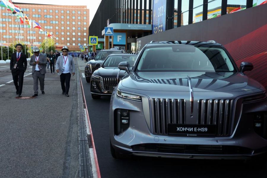 ПМЭФ-2024: премиальный бренд HONGQI представил на Форуме свои флагманские и новые модели