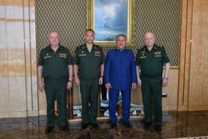 Раису Татарстана представили нового начальника Казанского высшего танкового командного училища