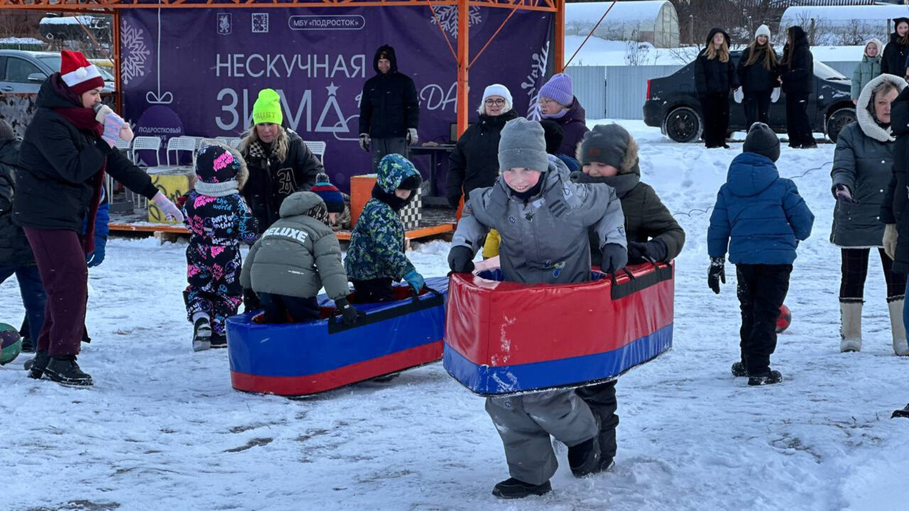 «Хобби бокс»: в новогодние каникулы в Казани работал передвижной мобильный подростковый клуб